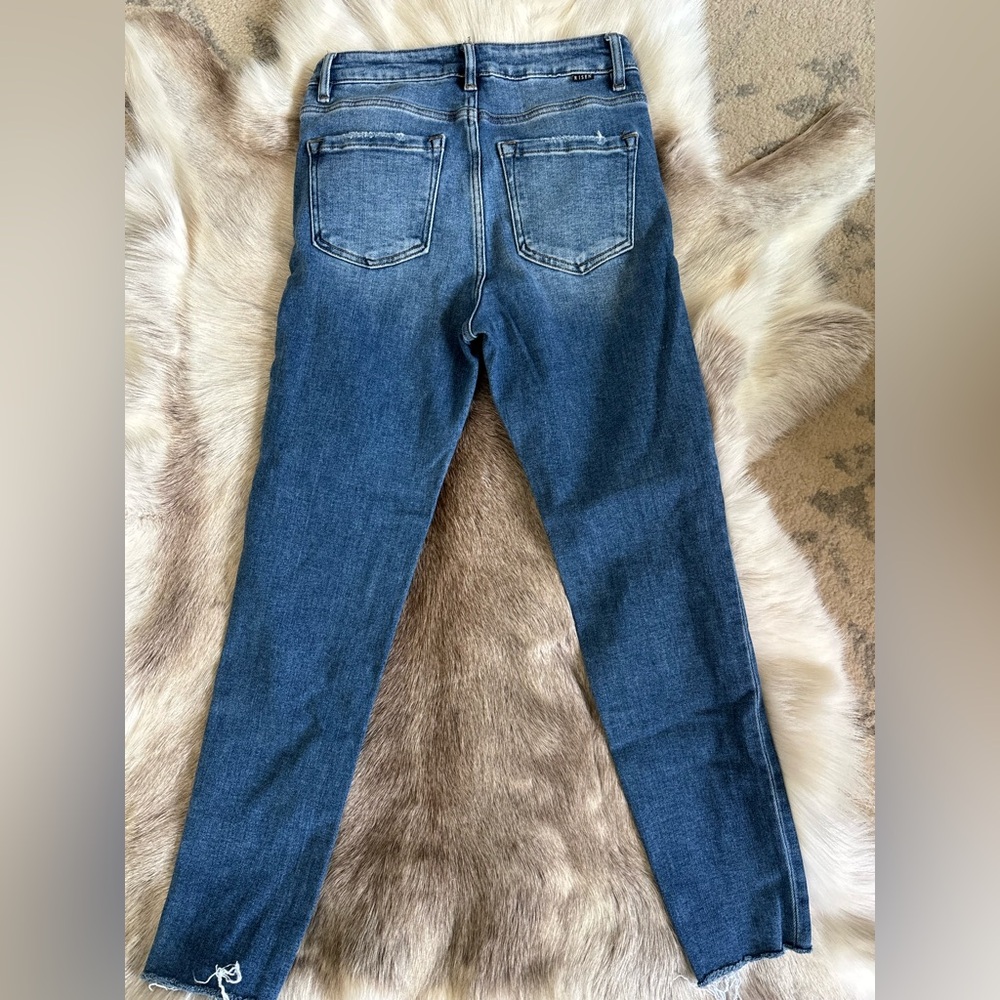 Women’s Risen Jeans- hardly worn - Picture 7 of 9